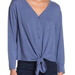 Long sleeve button tie top